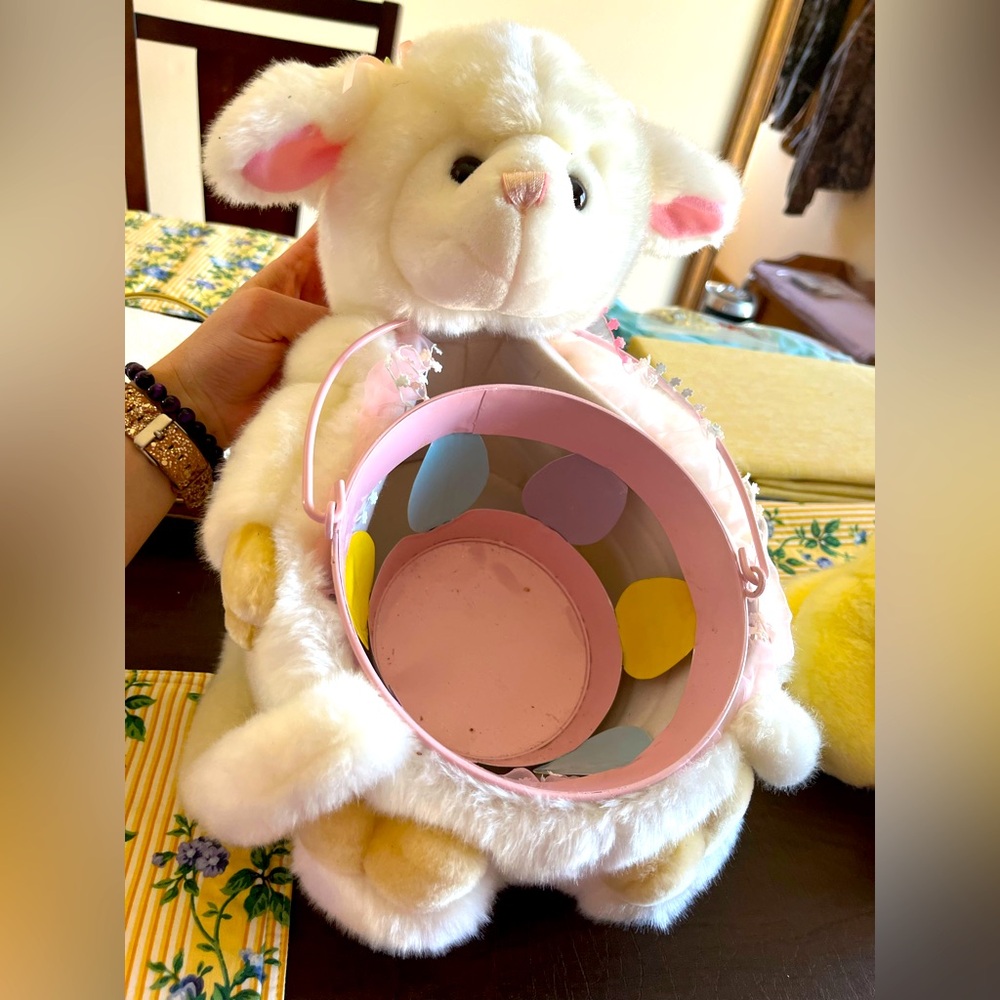EASTER BASKET
